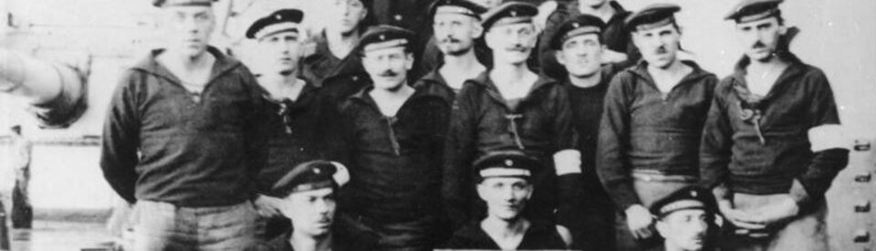 Soldatenräte wie dieser wurden 1918 überall im Reich von den Revolutionären gegründet.